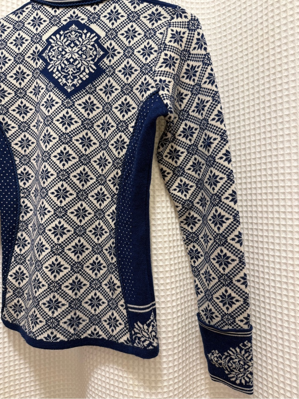 Dale of Norway - Navy and White Patterned Zip-Up Women's Jacket - Picture 10 of 15
